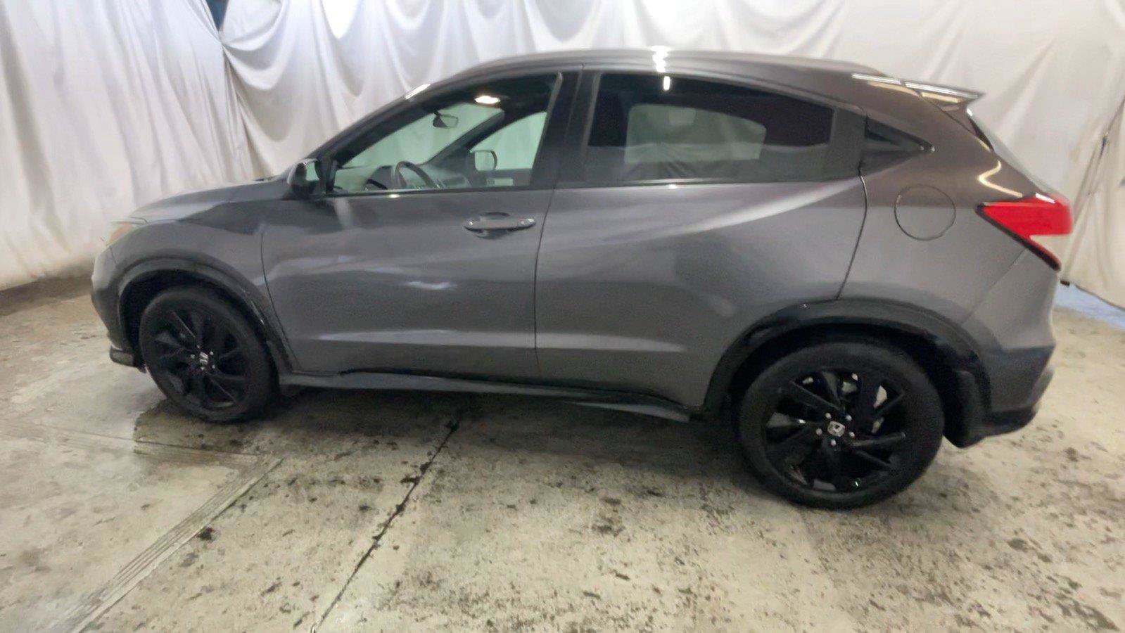 Used 2021 Honda HR-V Sport image 12