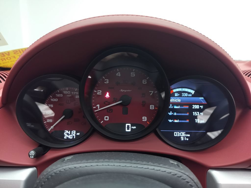 Used 2023 Porsche 718 Boxster Spyder RWD image 11