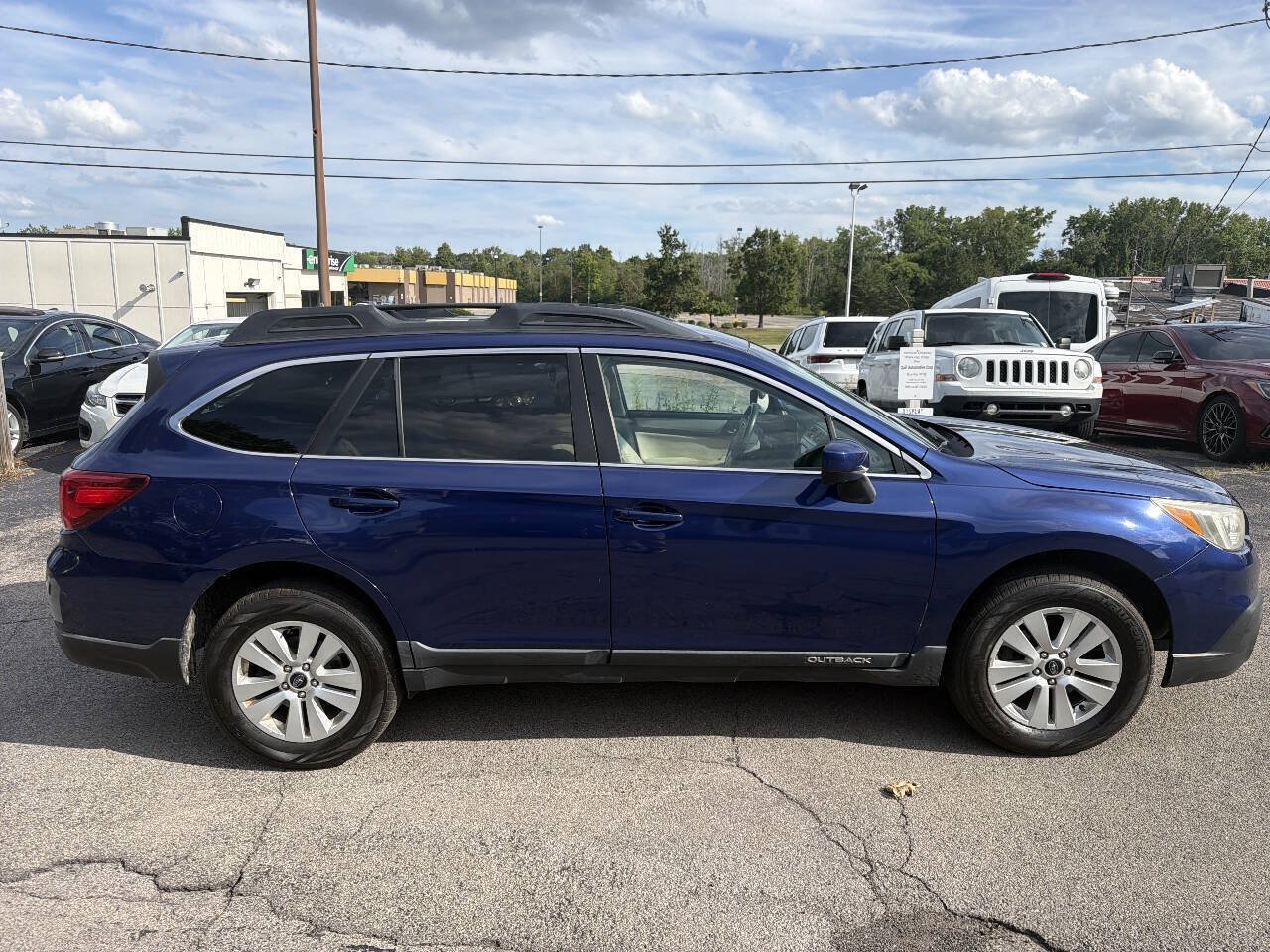 Used 2015 Subaru Outback 2.5i Premium AWD/4WD image 4
