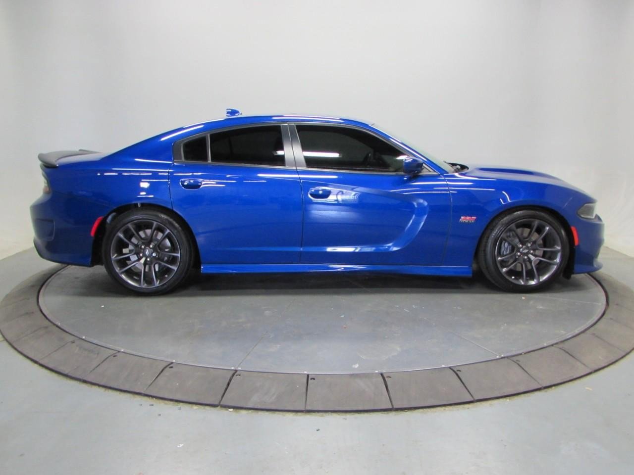 Used 2022 Dodge Charger Scat Pack w/ Plus Group RWD image 8