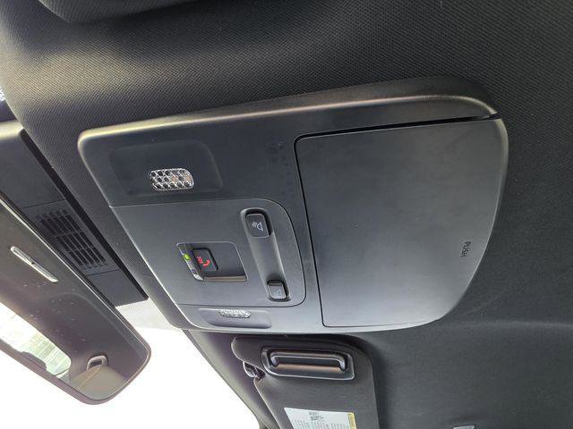 Certified 2025 Toyota Camry SE w/ Convenience Package image 26