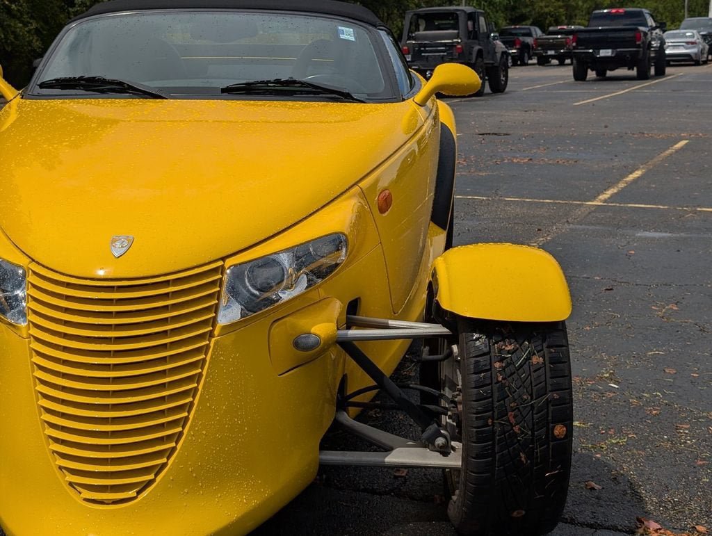 Used 2000 Plymouth Prowler RWD image 10