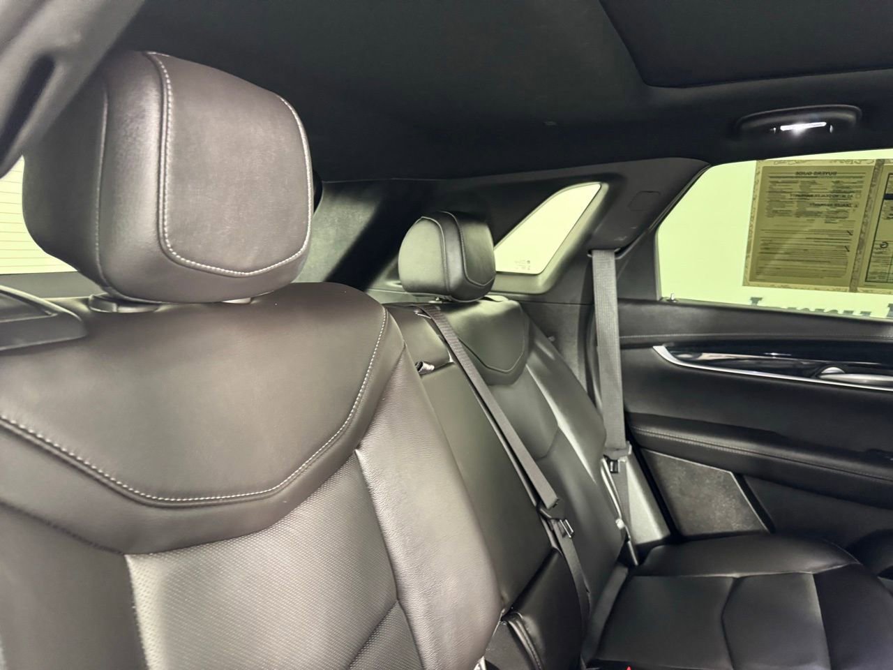 Used 2025 Cadillac XT5 Premium Luxury image 29