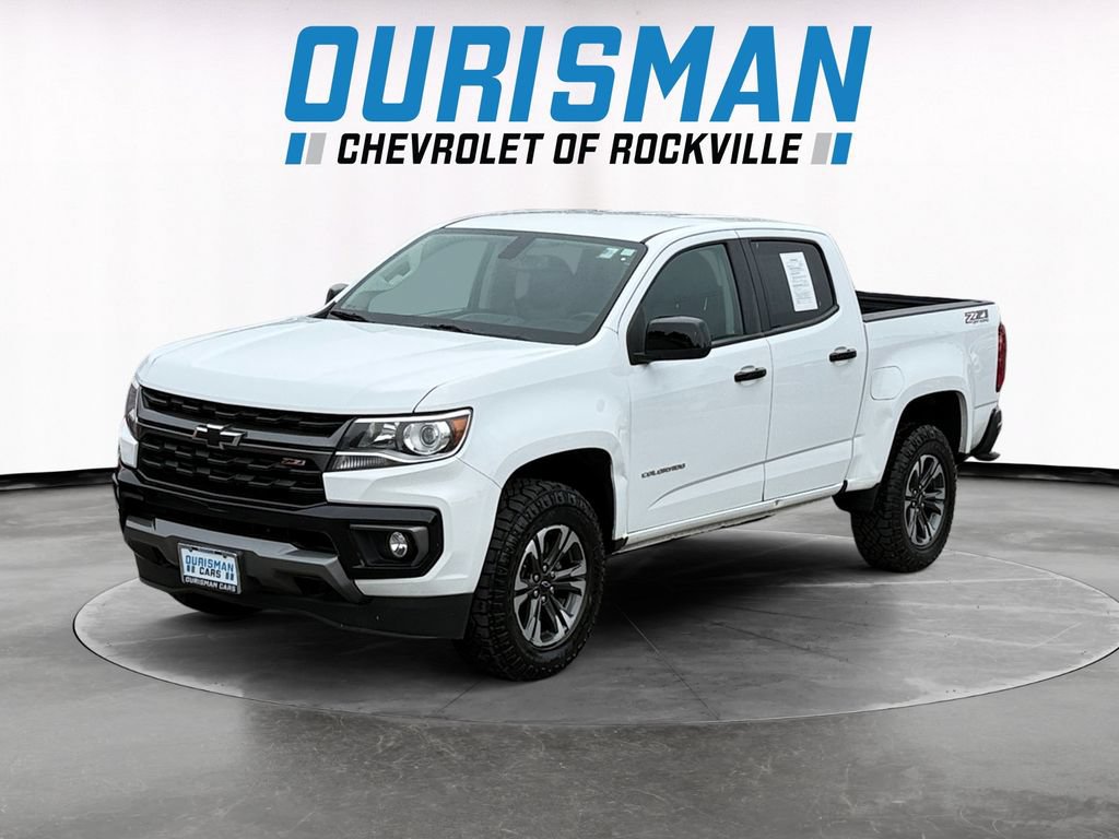 Used 2022 Chevrolet Colorado Z71 AWD/4WD image 2