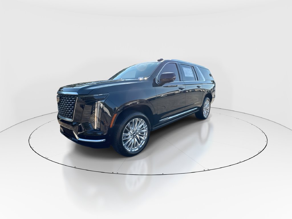Used 2026 Cadillac Escalade ESV Luxury w/ LPO, Floor Liner Package RWD image 4