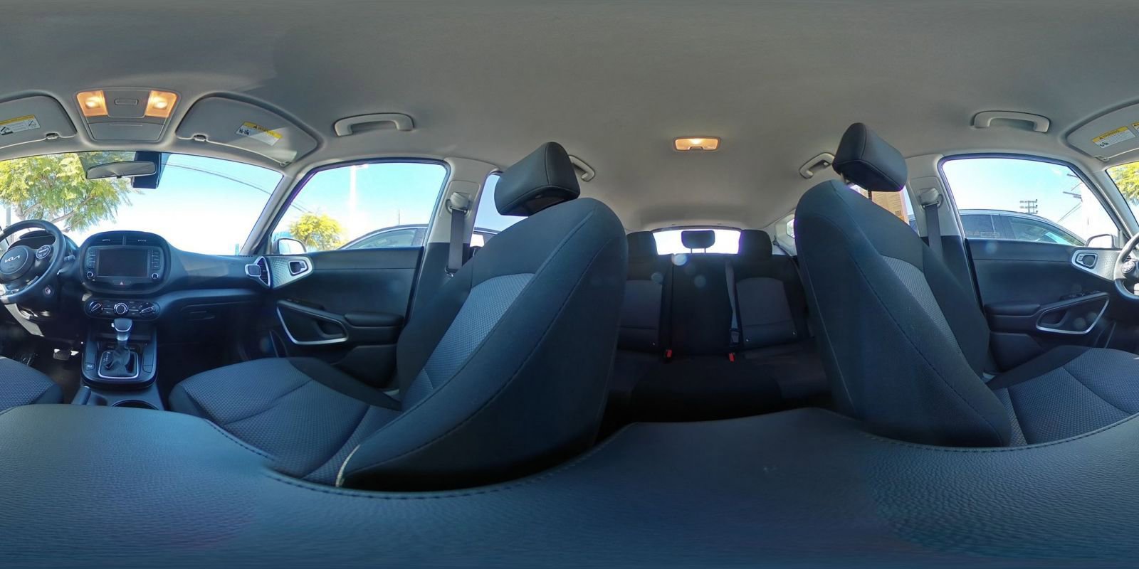 Used 2025 Kia Soul LX w/ LX Technology Package image 42