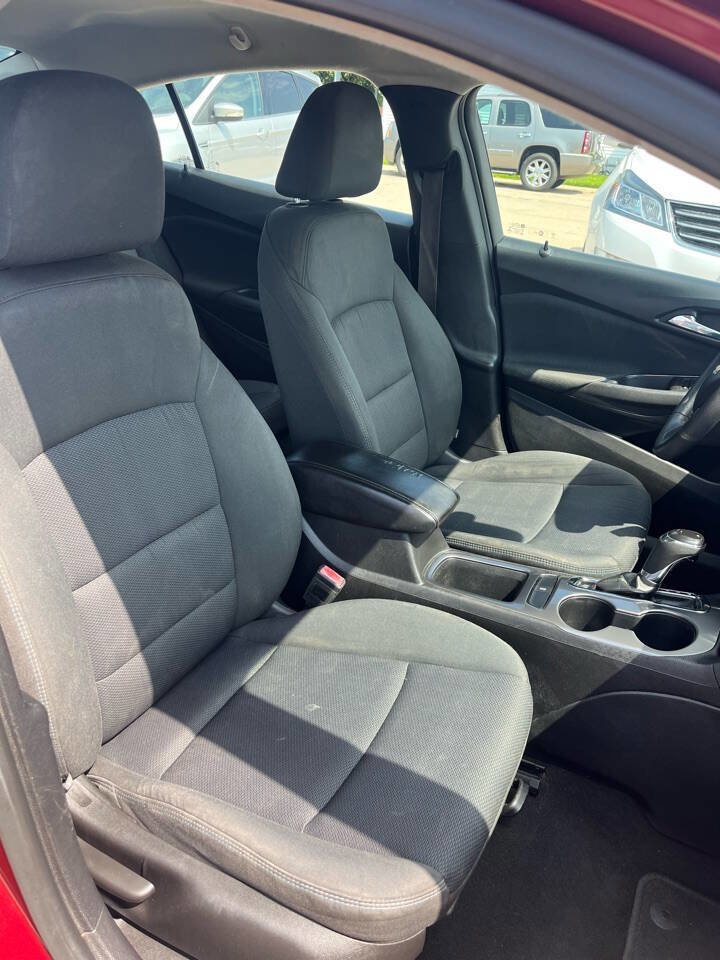 Used 2016 Chevrolet Cruze LT FWD image 35