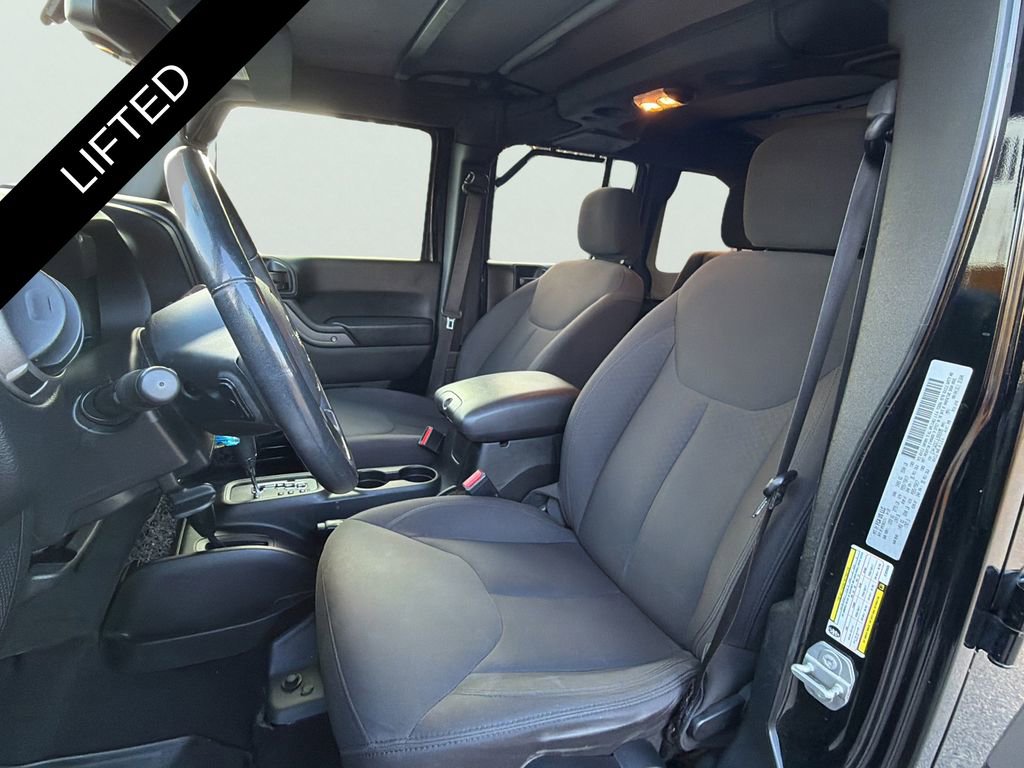 Used 2018 Jeep Wrangler Unlimited Sport S image 10