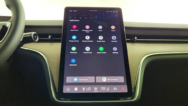 New 2026 Volvo EX90 Plus AWD/4WD image 21