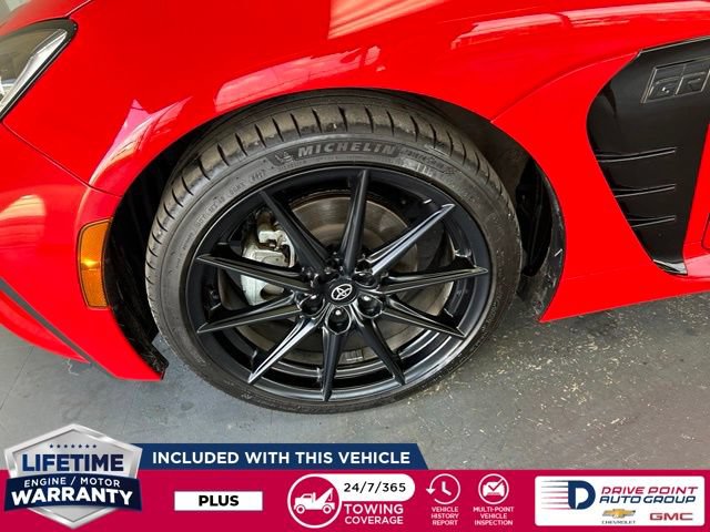 Used 2024 Toyota GR86 Premium RWD image 9