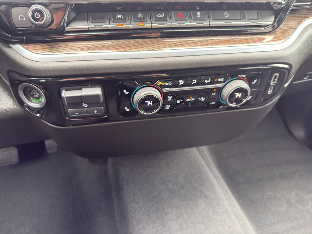 Used 2022 Chevrolet Silverado 1500 RST image 21