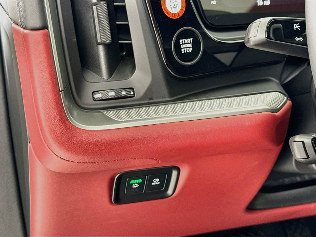 New 2026 Porsche Cayenne AWD/4WD image 14