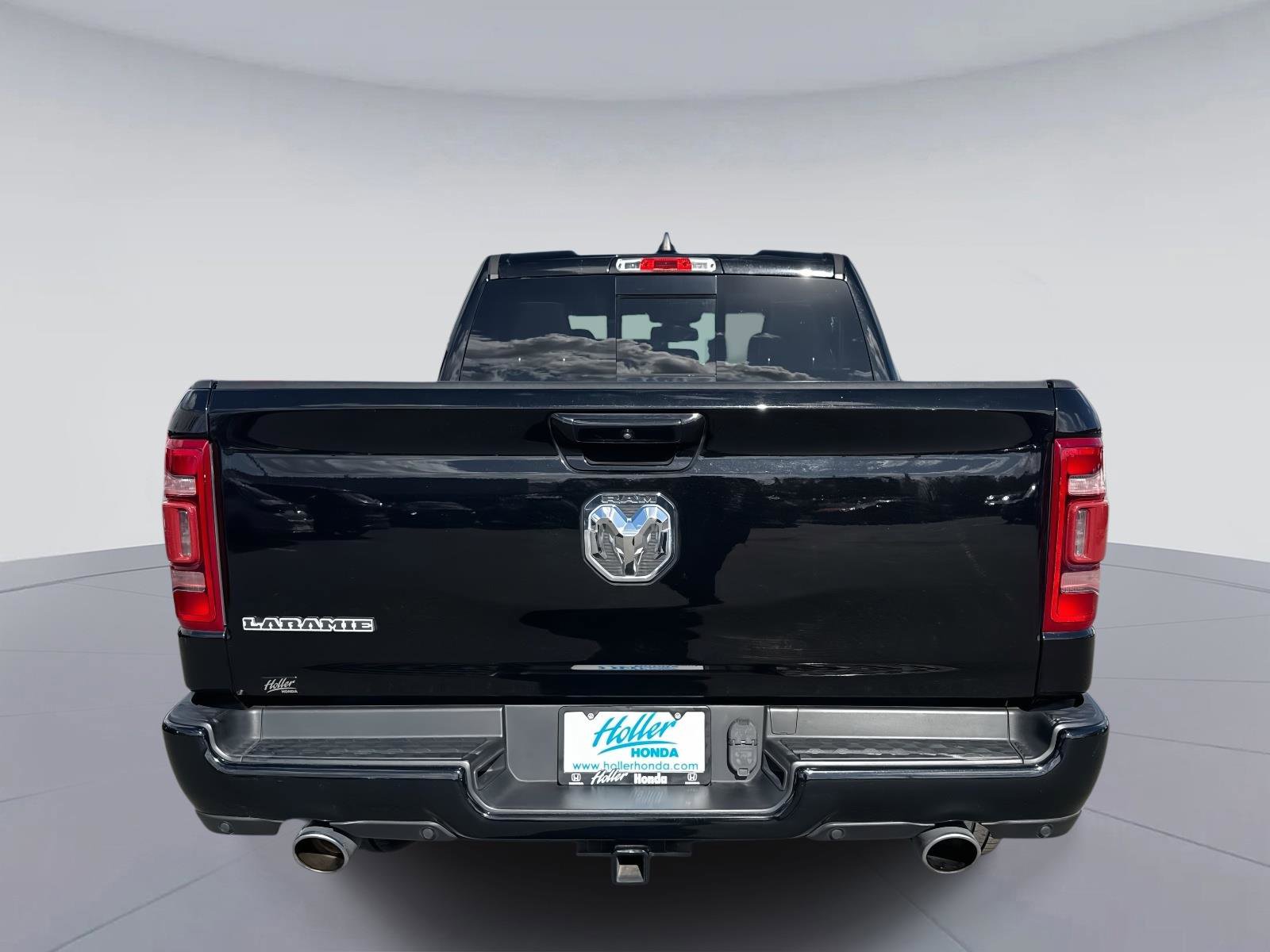 Used 2019 RAM 1500 Laramie image 5