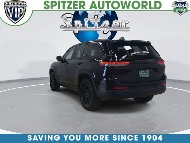 Certified 2025 Jeep Grand Cherokee Altitude AWD/4WD image 8