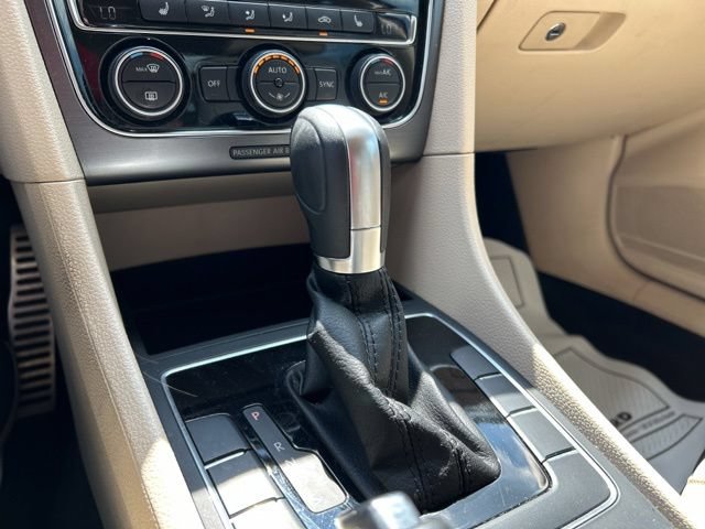 Used 2017 Volkswagen Passat 1.8T R-Line FWD image 39