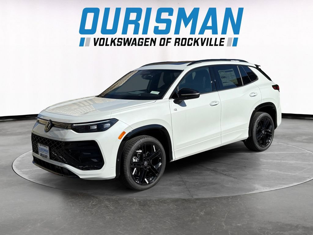 New 2025 Volkswagen Tiguan SE R-Line image 2