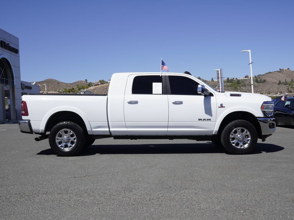 Certified 2022 RAM 3500 Laramie AWD/4WD image 3