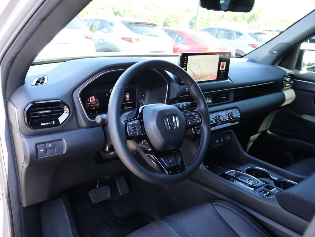 New 2026 Honda Pilot Black Edition image 18