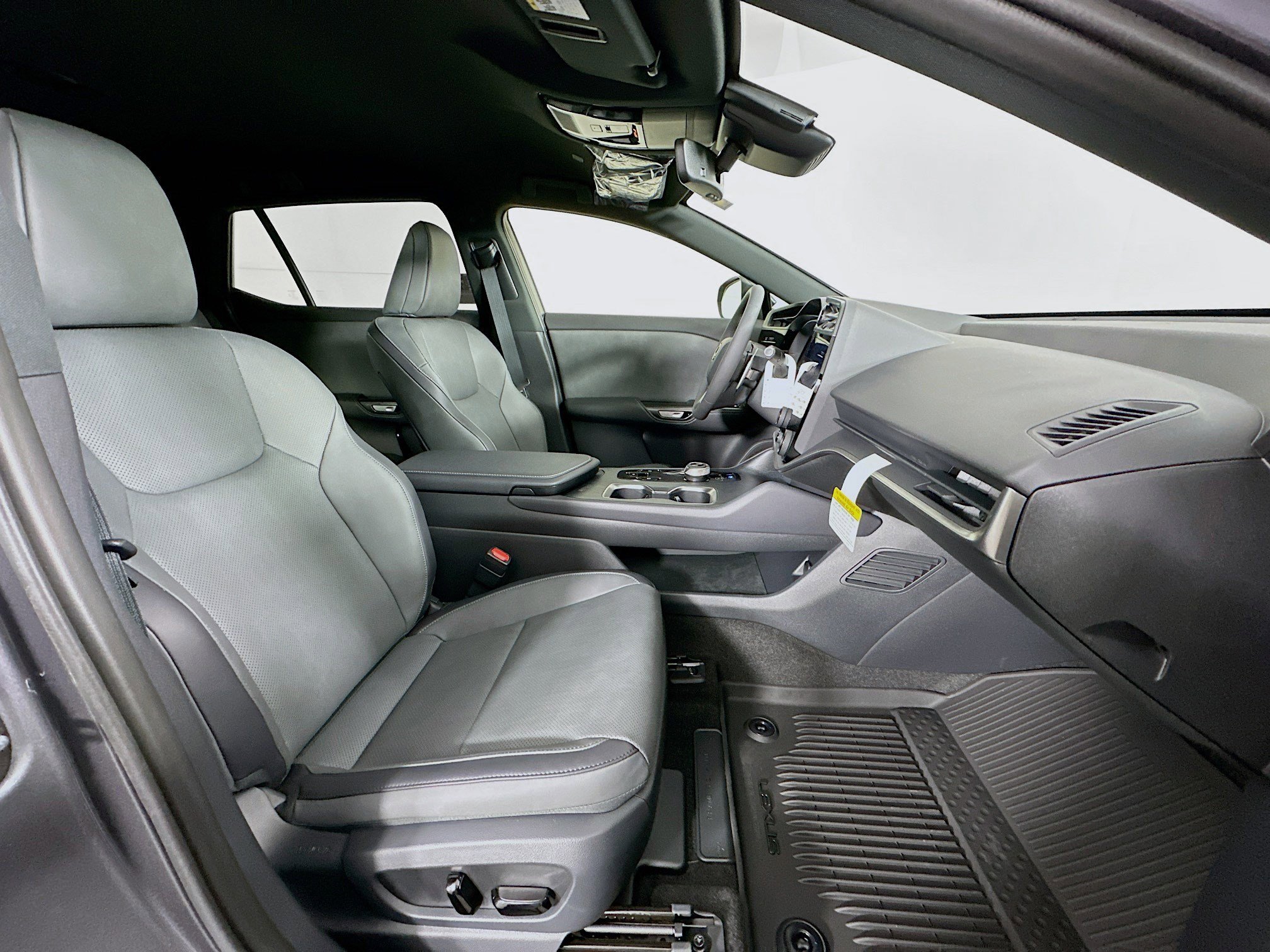 New 2026 Lexus RZ 350e 2WD image 32