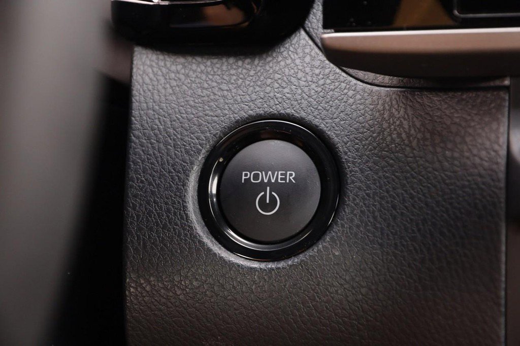 Used 2026 Toyota Camry XSE w/ Premium Package image 15