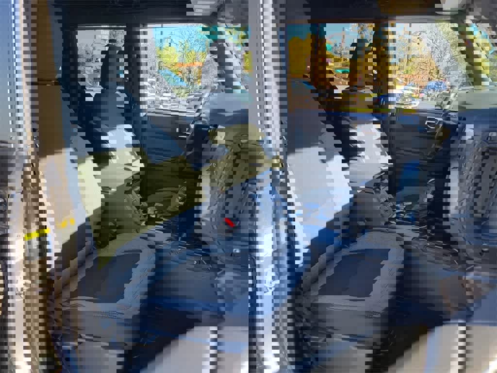 Used 2025 Ford Bronco Big Bend image 17