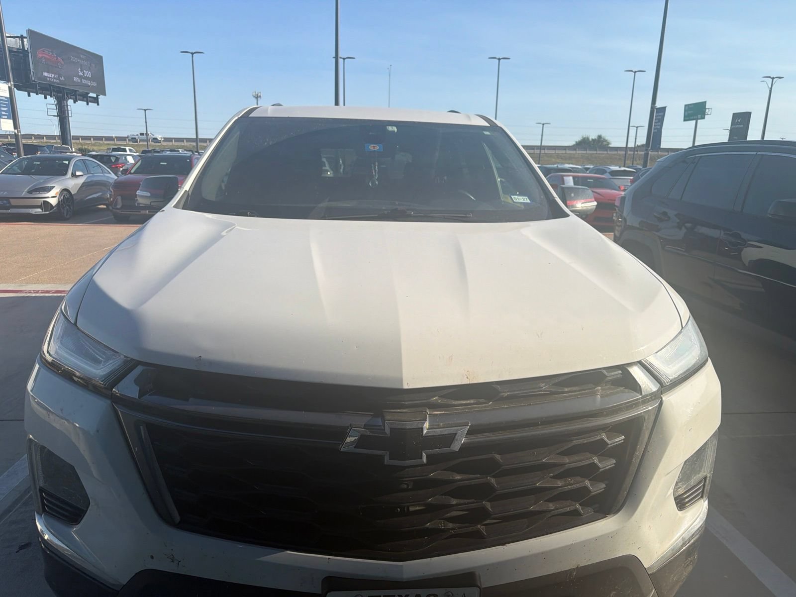 Used 2023 Chevrolet Traverse Premier w/ Redline Edition FWD video 2