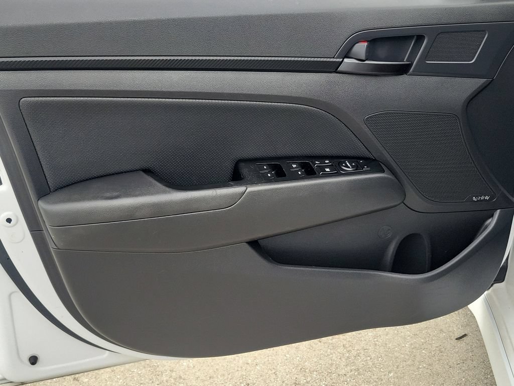 Used 2020 Hyundai Elantra Sport w/ Premium Package 02 FWD image 23
