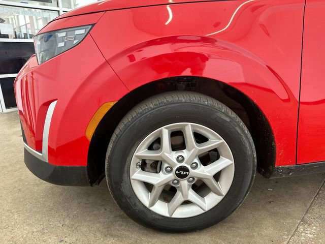 Certified 2024 Kia Soul LX w/ Option Group 015 image 18