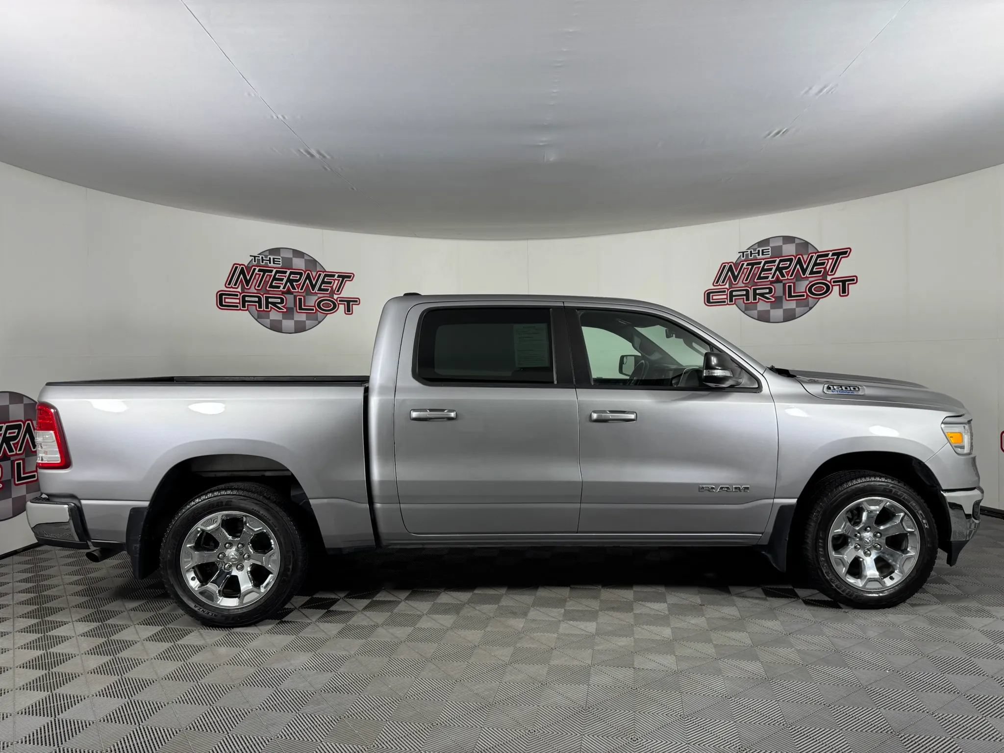 Used 2022 RAM 1500 Big Horn AWD/4WD image 8