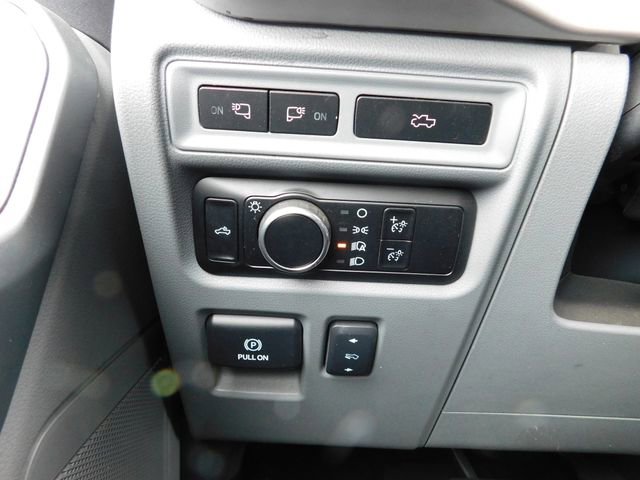 Used 2023 Ford F150 Lightning XLT image 24