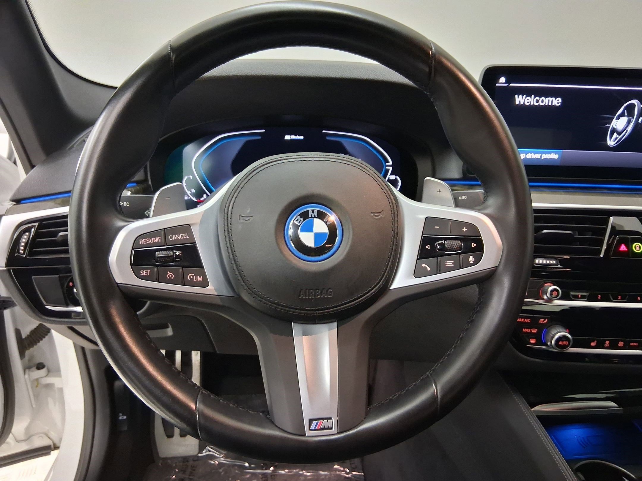 Certified 2023 BMW 530e 530e w/ M Sport Package image 15