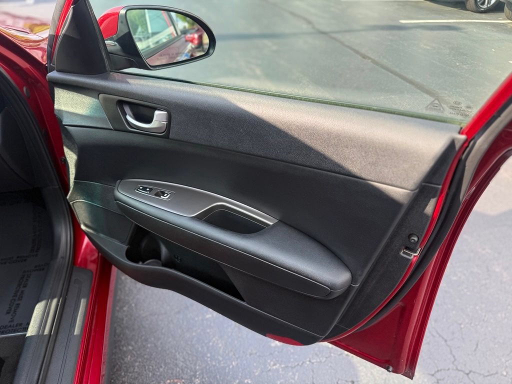 Used 2020 Kia Optima S FWD image 22