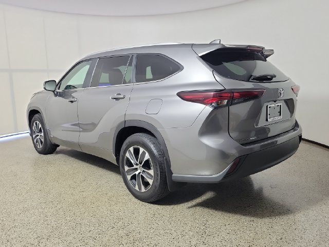 Used 2026 Toyota Highlander XLE AWD/4WD image 7