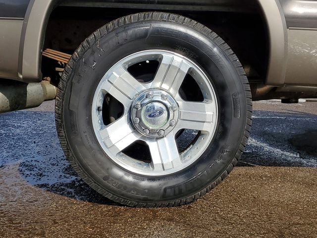 Used 2006 Ford F250 Lariat image 5