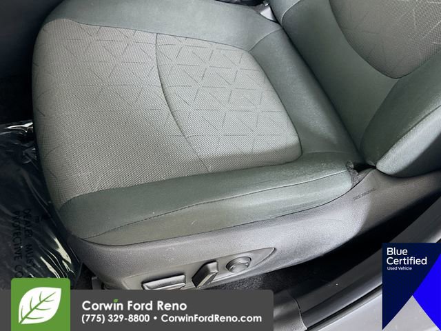 Used 2024 Toyota RAV4 XLE w/ Convenience Package image 23