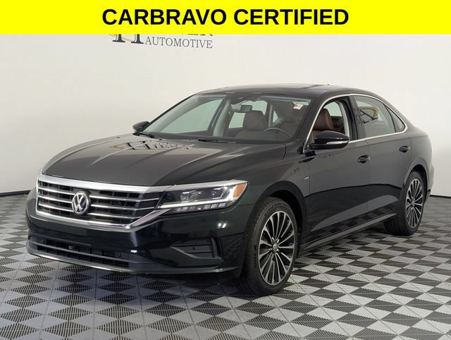 Used 2022 Volkswagen Passat 2.0T FWD image 4