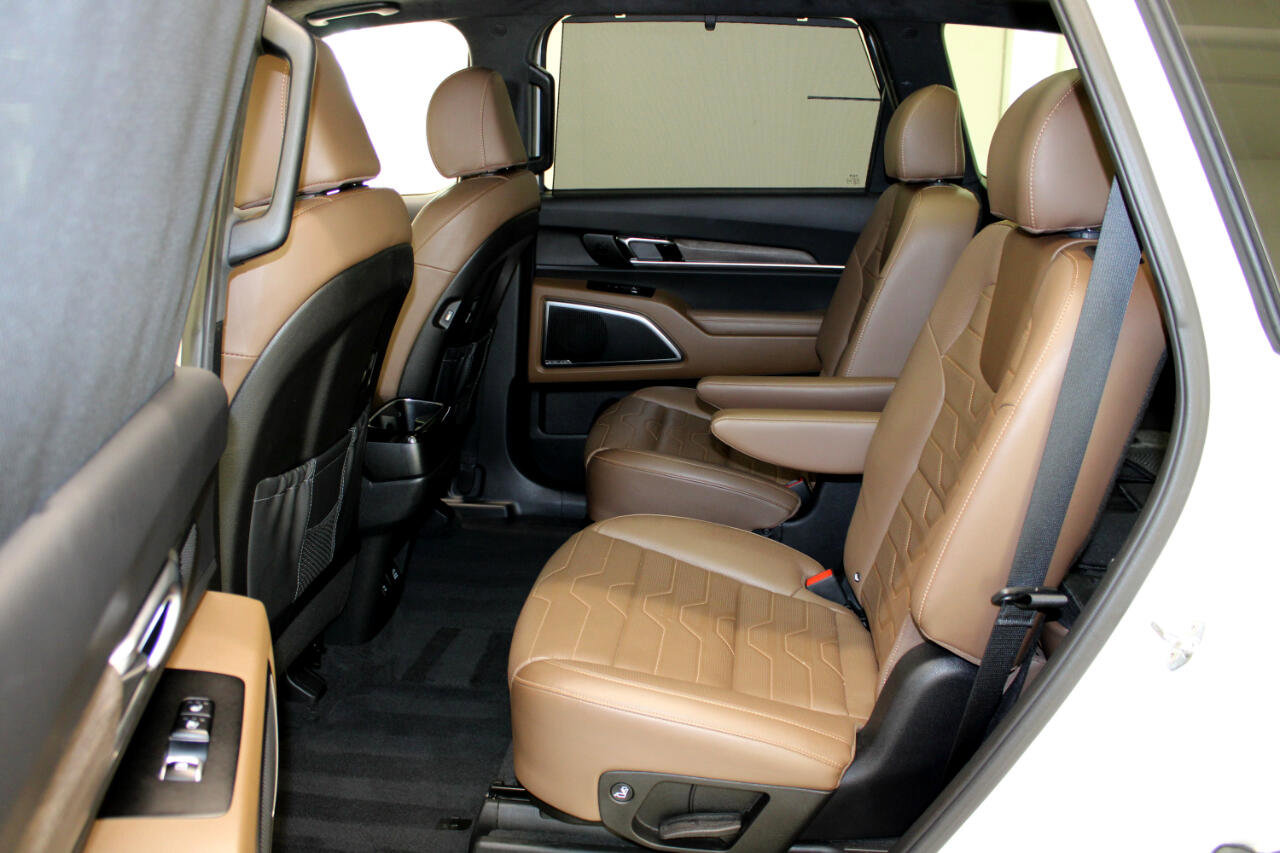 Used 2022 Kia Telluride SX w/ SX Prestige Package image 37
