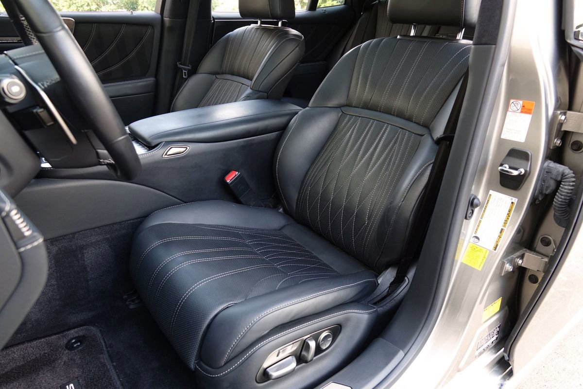 Used 2019 Lexus LS 500 image 6