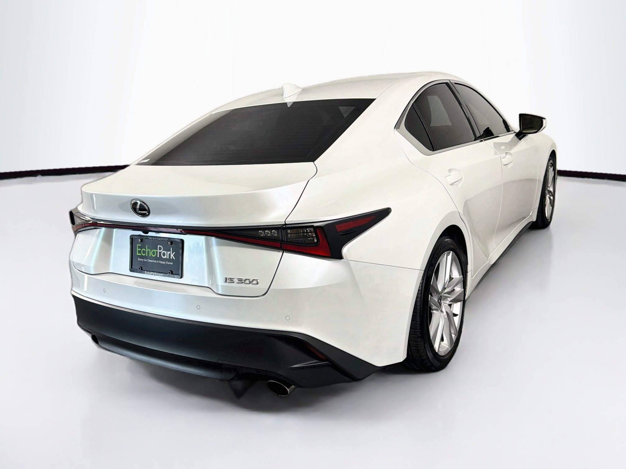 Used 2025 Lexus IS 300 w/ Comfort Package RWD image 9