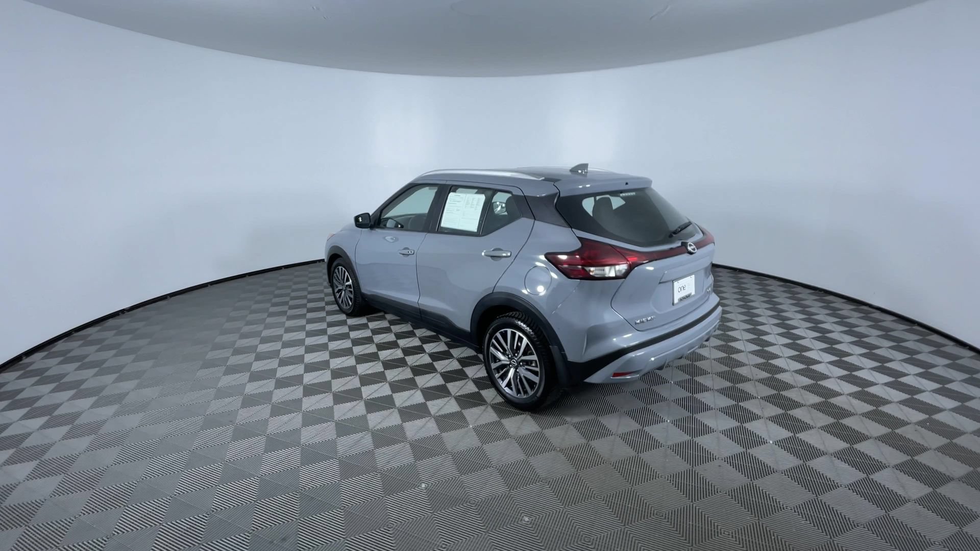 Used 2023 Nissan Kicks SV FWD image 7