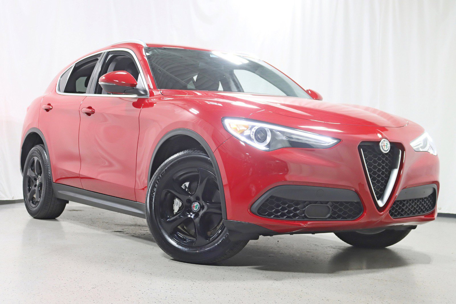 Used 2020 Alfa Romeo Stelvio Sport w/ Cold Weather Package image 7