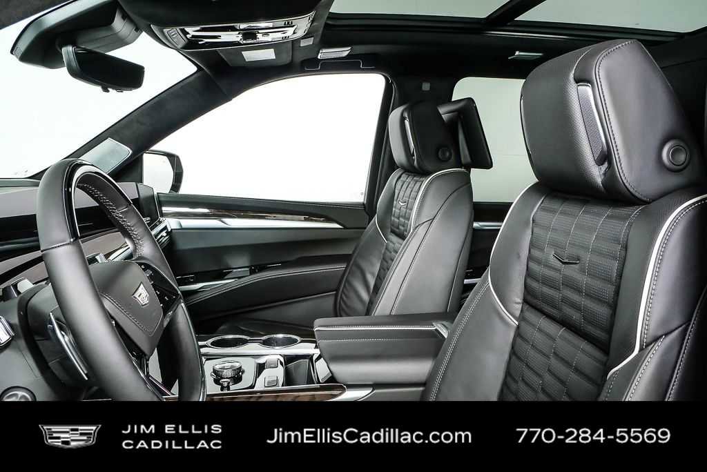 Certified 2026 Cadillac Escalade ESV Platinum Sport w/ LPO, ONYX Package AWD/4WD image 5