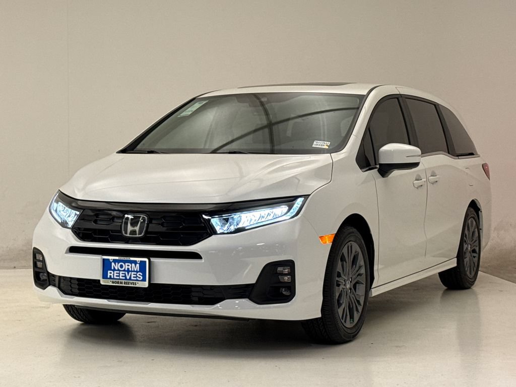 New 2026 Honda Odyssey Touring image 2
