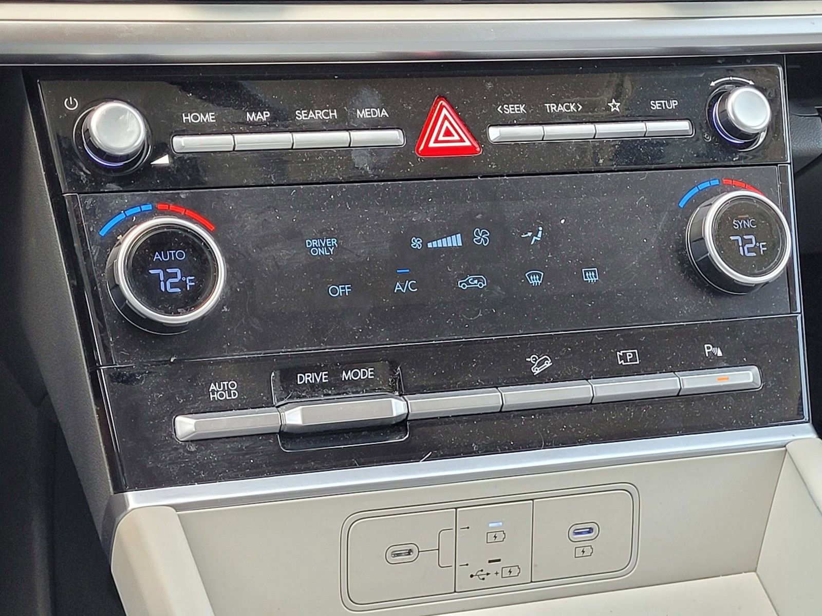 Certified 2026 Hyundai Santa Fe SE FWD image 26