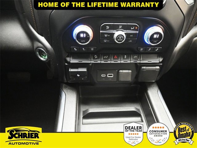 Used 2022 GMC Sierra 2500 AT4 image 25