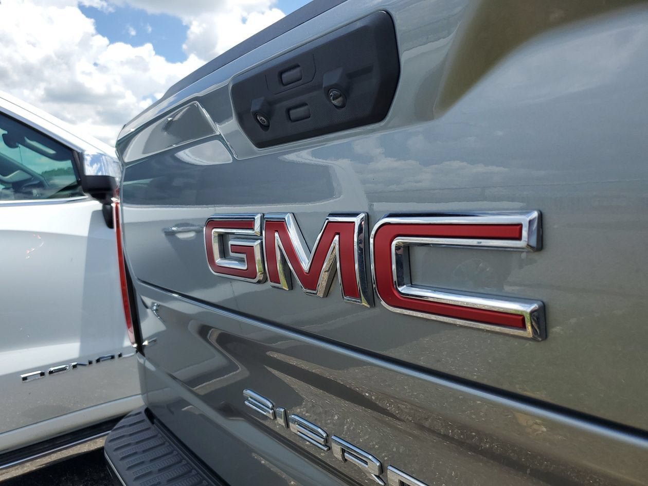 New 2026 GMC Sierra 1500 SLT w/ SLT Premium Plus Package AWD/4WD image 7