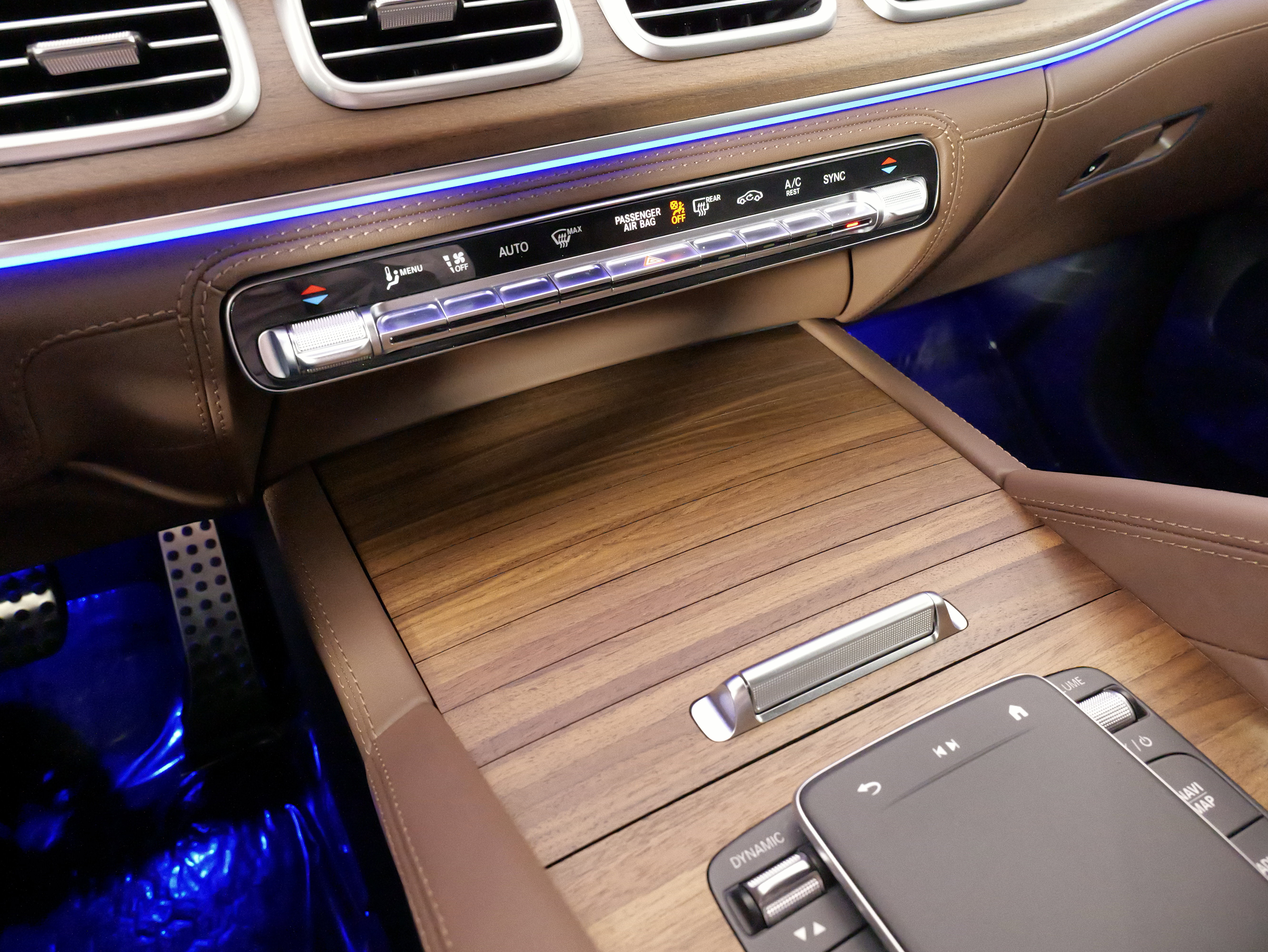 Used 2025 Mercedes-Benz GLS 63 AMG 4MATIC image 86