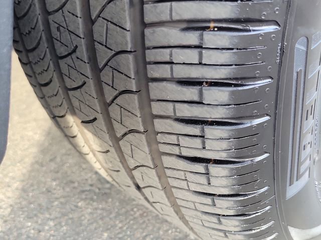 Used 2025 Ford Explorer ST image 25