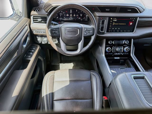 Used 2022 GMC Yukon Denali AWD/4WD image 18