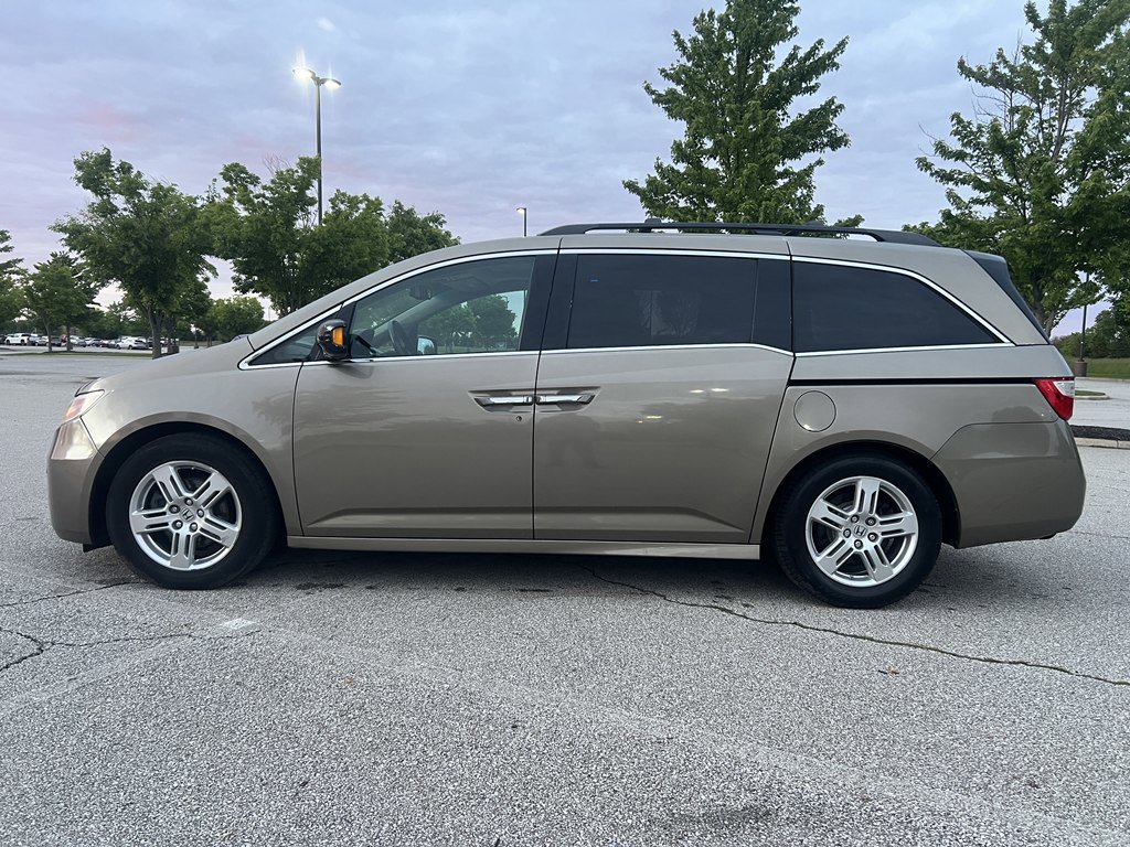 Used 2012 Honda Odyssey Touring image 2